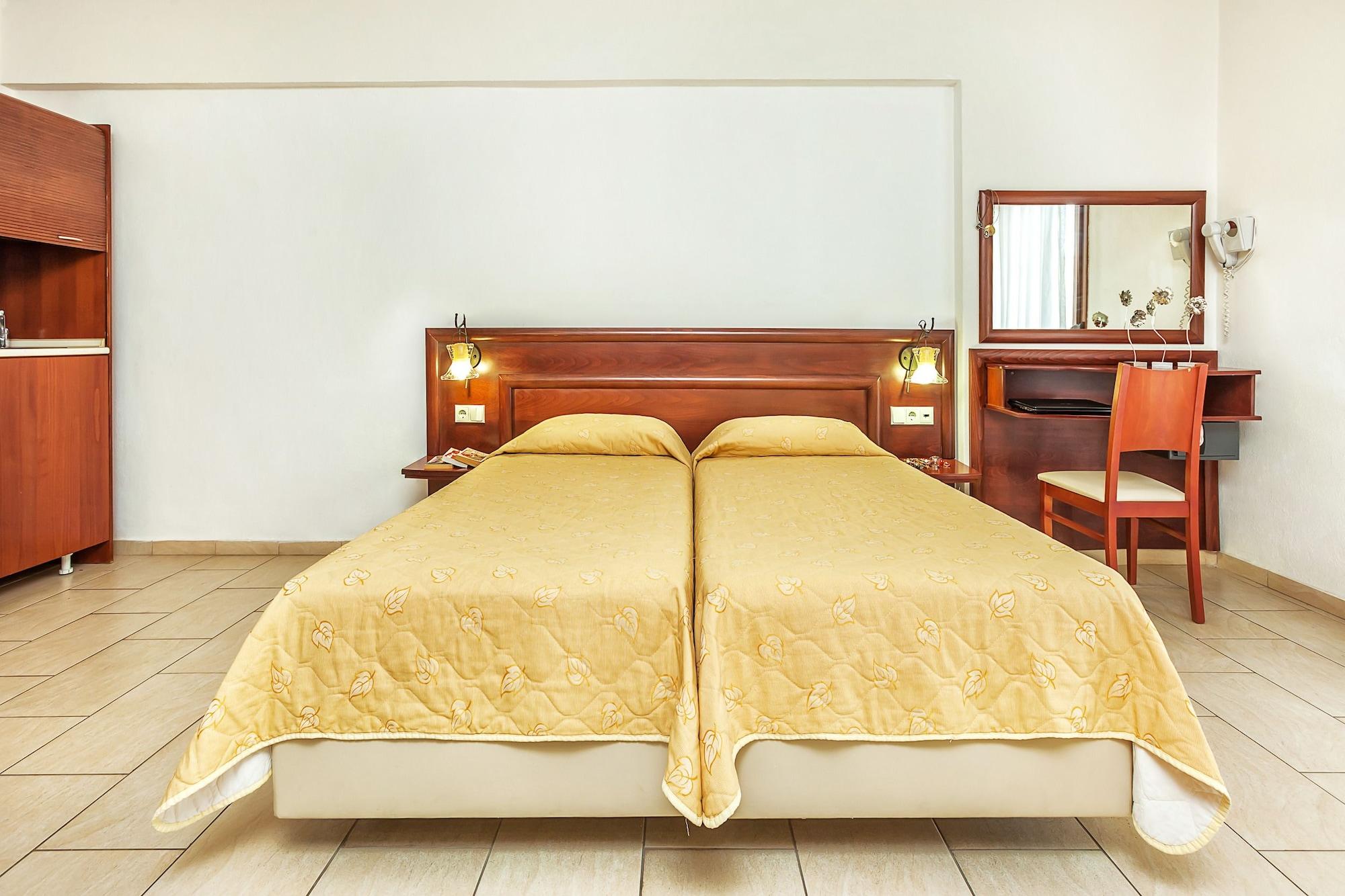 Nereides Hotel 卡尼奥提 外观 照片