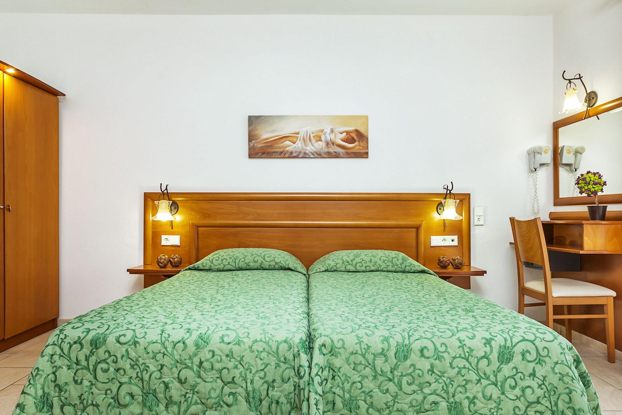 Nereides Hotel 卡尼奥提 外观 照片